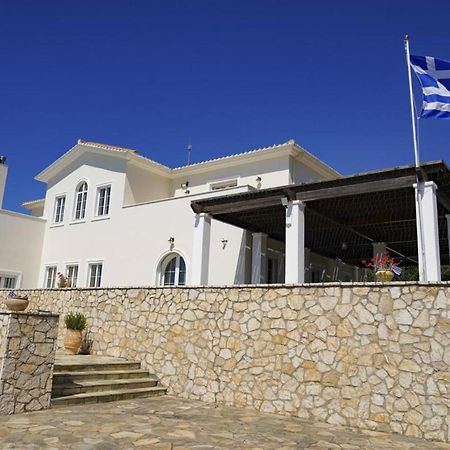 Amazing Villa With Private Pools And Sea Views Kastro-Kyllini Εξωτερικό φωτογραφία