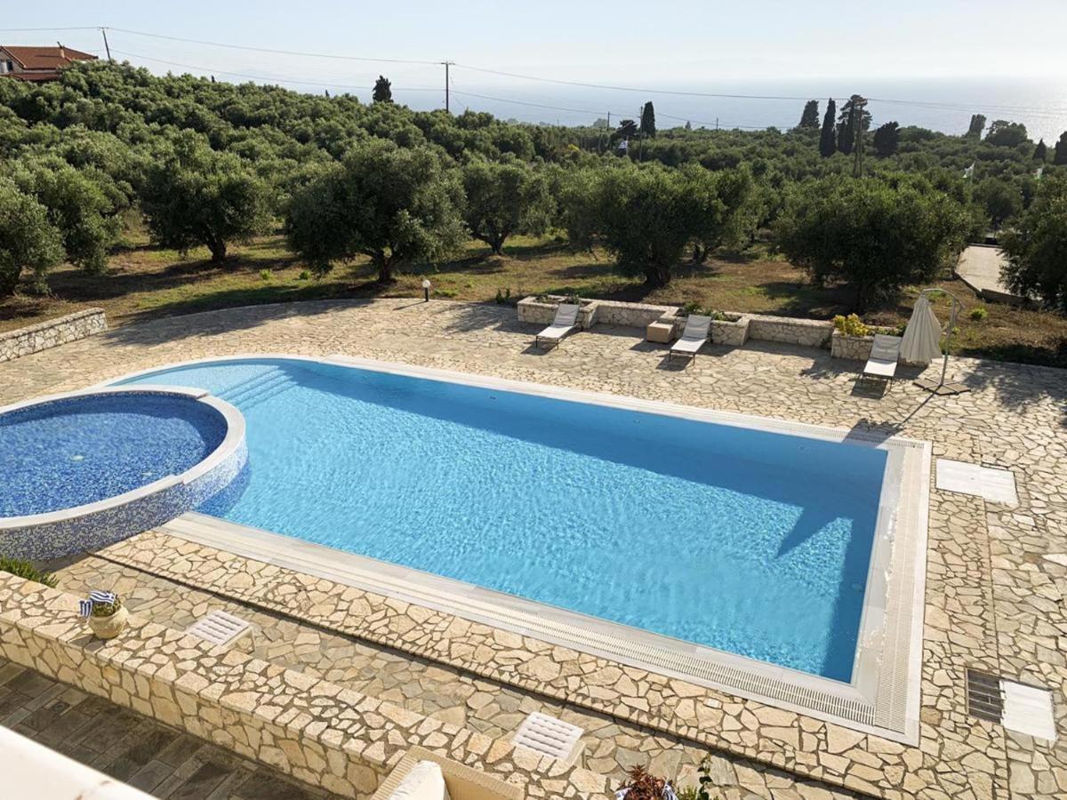 Amazing Villa With Private Pools And Sea Views Kastro-Kyllini Εξωτερικό φωτογραφία